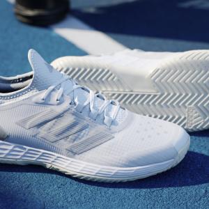 a/d/adidas_id1566_24_footwear_photography_heromrktng_view_11-nw040824x.jpg