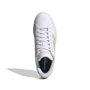 a/d/adidas_id2949_3_footwear_photography_top_portrait_view_white.jpg