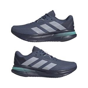 a/d/adidas_id8752_10_footwear_photography_mirrored_pair_view_white.jpg