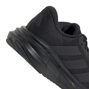 a/d/adidas_id8764_8_footwear_photography_detail_view_1_white.jpg