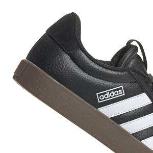 a/d/adidas_id8796_8_footwear_photography_detail_view_1_white-nw040724.jpg