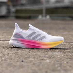 a/d/adidas_id8810_16_footwear_photography_heromrktng_view_1.jpg