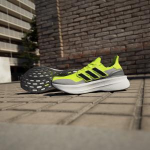a/d/adidas_id8819_15_footwear_photography_heromrktng_view_4.jpg