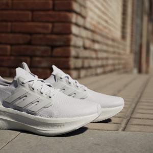 a/d/adidas_id8848_22_footwear_photography_heromrktng_view_9.jpg