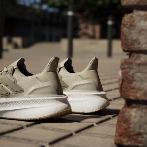 a/d/adidas_id8851_21_footwear_photography_heromrktng_view_10.jpg