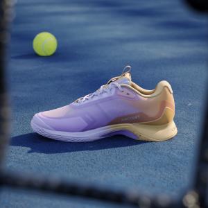 a/d/adidas_if0404_19_footwear_photography_heromrktng_view_7rep2.jpg