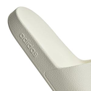 a/d/adidas_if7370_9_footwear_photography_detail_view_2_white_bv.jpg