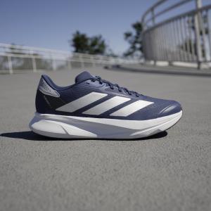 a/d/adidas_ih8221_16_footwear_photography_heromrktng_view_3.jpg
