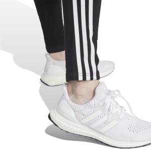 product/a/d/adidas_ip1570_7_apparel_on_model_detail_view_2_white-nw052224.jpg
