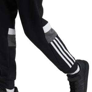 product/a/d/adidas_is2531_9_apparel_on_model_detail_view_2_white.jpg