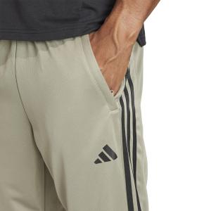 a/d/adidas_it5412_6_apparel_on_model_detail_view_1_white.jpg