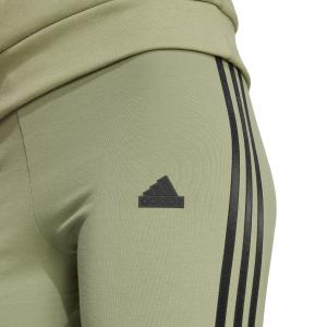 product/a/d/adidas_iw5291_7_apparel_on_model_detail_view_2_white.jpg