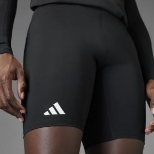 product/a/d/adidas_iy5511_13_apparel_photography_heromrktng_view_5.jpg