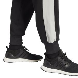 product/a/d/adidas_jd8061_black_7.jpg