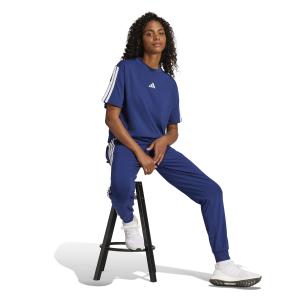 product/a/d/adidas_je1212_4_apparel_on_model_walking_view_white.jpg