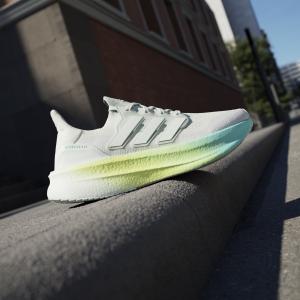 product/a/d/adidas_jh9068_16_footwear_photography_heromrktng_view_3-nw091625.jpg