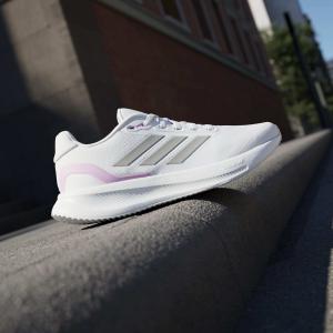 product/a/d/adidas_ji3981_15_footwear_photography_heromrktng_view_3-nw091625.jpg