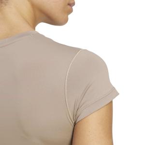 product/a/d/adidas_jn2647_6_apparel_on_model_detail_view_2_white.jpg