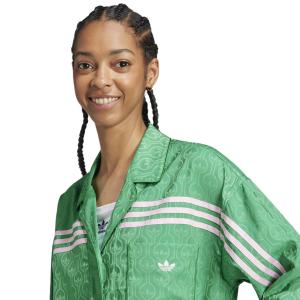 product/a/d/adidas_jn7659_7_apparel_on_model_detail_view_1_white.jpg