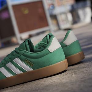 a/d/adidas_jp5285_22_footwear_photography_heromrktng_view_9.jpg