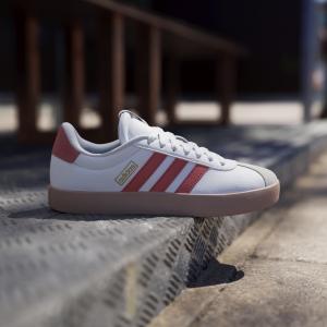 a/d/adidas_jp5346_16_footwear_photography_heromrktng_view_3.jpg