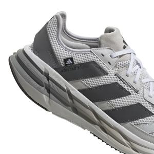 product/a/d/adidas_jp7399_9_footwear_photography_detail_view_2_white.jpg