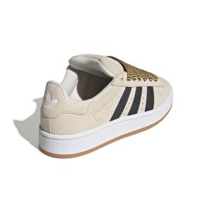 product/a/d/adidas_jp7623_7_footwear_photography_back_lateral_top_view_white.jpg