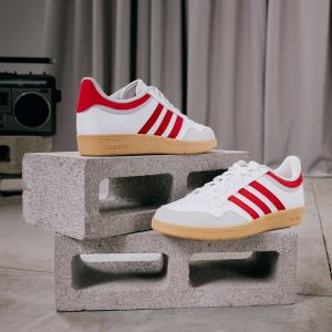 product/a/d/adidas_jq2735_15_footwear_photography_heromrktng_view_3-nw091625.jpg