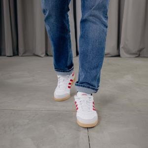 product/a/d/adidas_jq2735_16_footwear_photography_heromrktng_view_4-nw091625.jpg