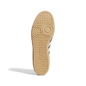 product/a/d/adidas_jq2737_4_footwear_photography_bottom_view_white-nw091625.jpg