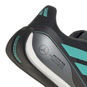 product/a/d/adidas_jq3272_8_footwear_photography_detail_view_1_white-nw091625.jpg