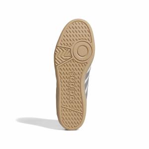 product/a/d/adidas_jr6709_4_footwear_photography_bottom_view_white-nw091725.jpg