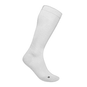70000323-chaussettes-de-compression-femme-bauerfeind-white