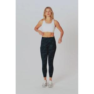 f/a/fabletics_ba2500539-0001_black_5.jpg