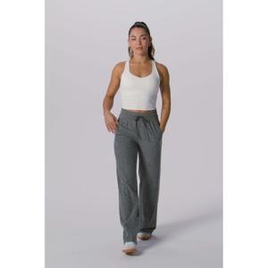f/a/fabletics_tk2458598-3570_classic-white_6.jpg