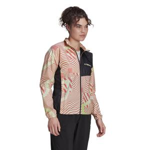 product/h/1/h11746_app_on-model_walking_white.jpg