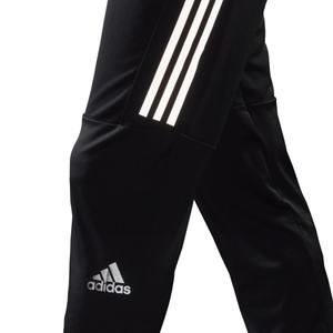 product/h/e/he2470_app_on-model_detail-2_white.jpg