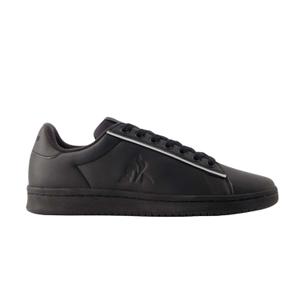 2410485-baskets-le-coq-sportif-court-clean-triple-black
