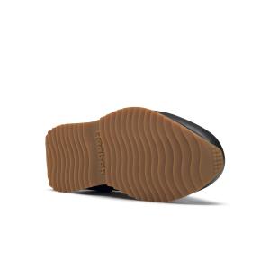 product/r/e/reebok-classics_cm9099_4_footwear_photography_bottom_view_white_000.jpg