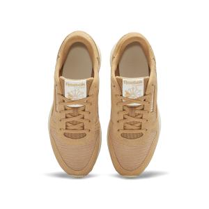 product/r/e/reebok_gw3796_2_footwear_photography_top_portrait_view_white_000.jpg