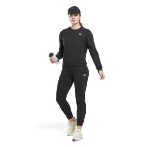 product/r/e/reebok_h54761_4_apparel_on_model_side_view_white.jpg