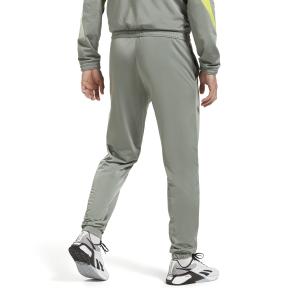 product/r/e/reebok_hr3056_3_apparel_on_model_back_view_white.jpg