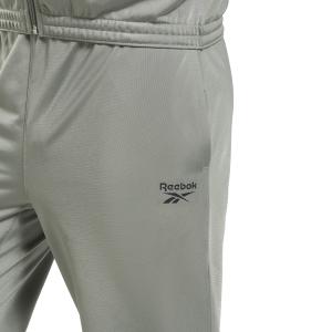 product/r/e/reebok_hr3056_5_apparel_on_model_detail_view_1_white.jpg