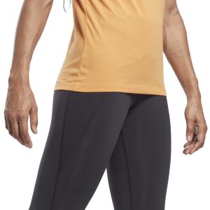 product/r/e/reebok_ht2401_6_apparel_on_model_detail_view_2_white.jpg