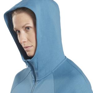 product/r/e/reebok_ht6099_6_apparel_on_model_detail_view_2_white.jpg