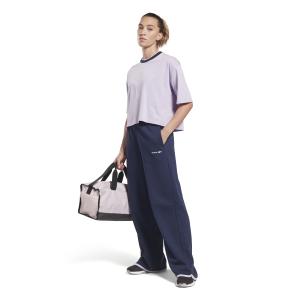 product/r/e/reebok_ht6262_4_apparel_on_model_side_view_white.jpg