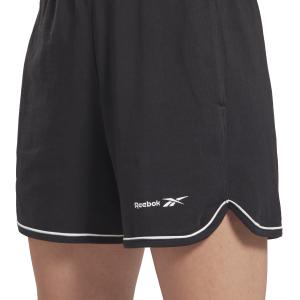 product/r/e/reebok_ht8053_5_apparel_on_model_detail_view_1_white.jpg