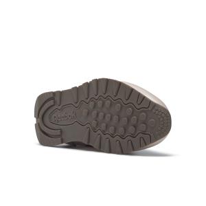 product/r/e/reebok_if7412_3_footwear_photography_bottom_view_white_000.jpg