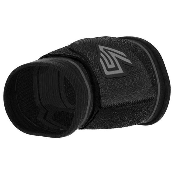 maintien-poignet-avec-strap-shock-doctor