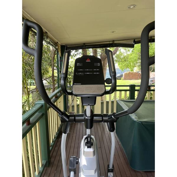 rvsl-10811-velo-elliptique-reebok-sl-8-0-noir-alu-tu
